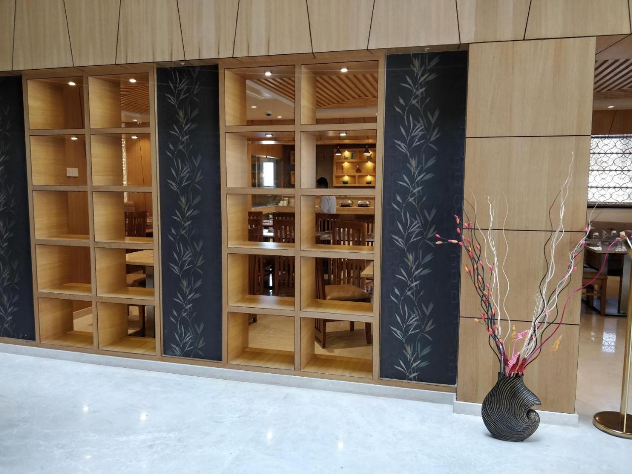 Shivas Galaxy Hotel Devanahalli Ngoại thất bức ảnh