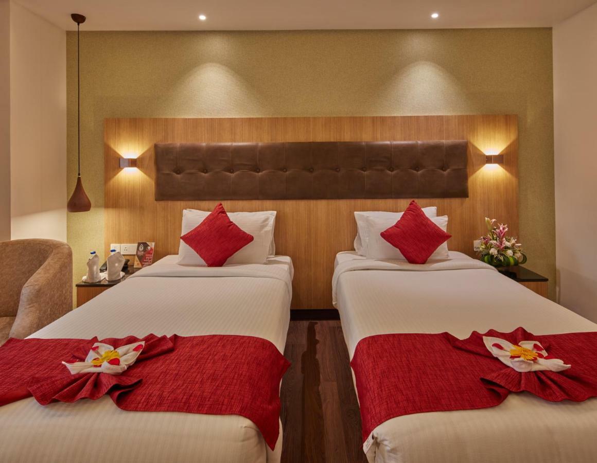 Shivas Galaxy Hotel Devanahalli Ngoại thất bức ảnh