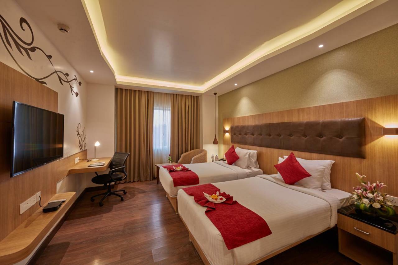 Shivas Galaxy Hotel Devanahalli Ngoại thất bức ảnh